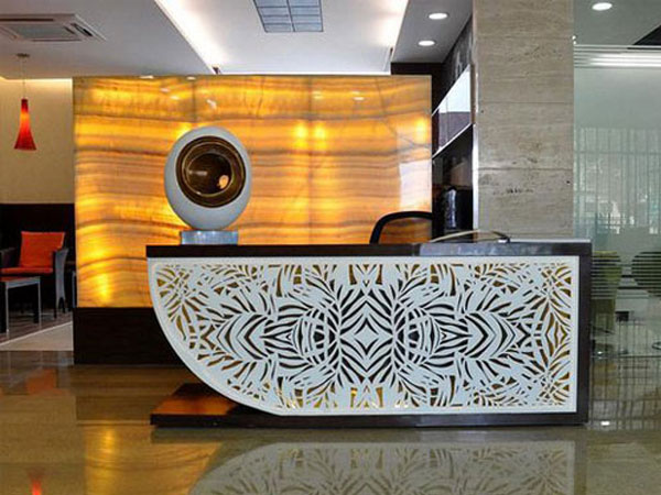  Quầy lễ tân đá nhân tạo hi macs phong cách Đông Dương