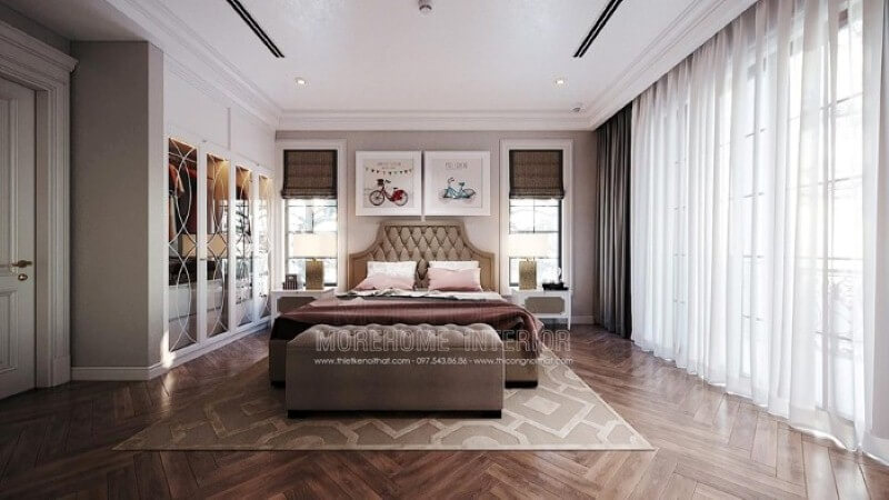 Giường ngủ bọc nệm với kiểu dáng vát góc cùng cách trang trí các nút tạo vừa tạo điểm nhấn ấn tượng vừa tạo cảm giác êm ái cho phòng con. Thiết kế nội thất