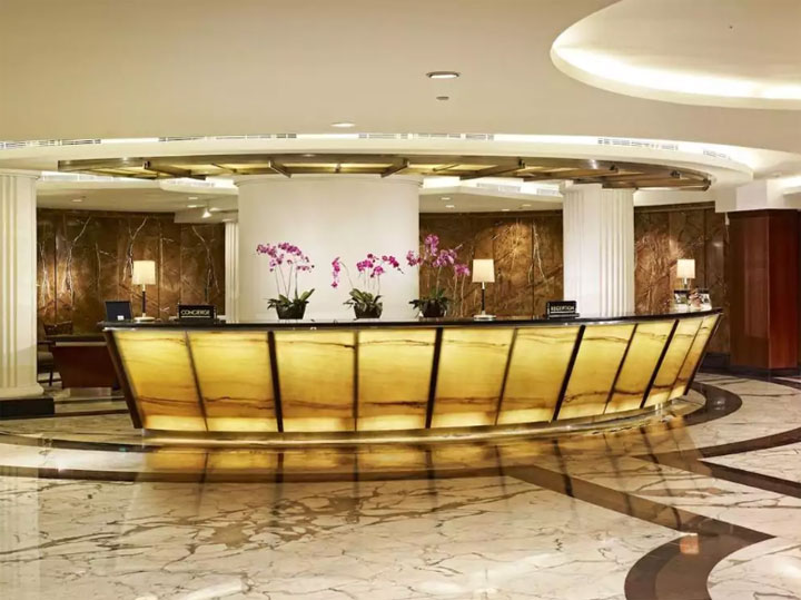 Kích thước bàn quầy lễ tân